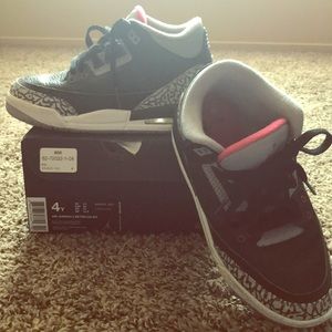 Used Jordan 3 retro